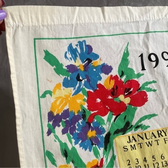 1994 Vintage 90s Floral Cloth Calendar - Picture 4 of 11